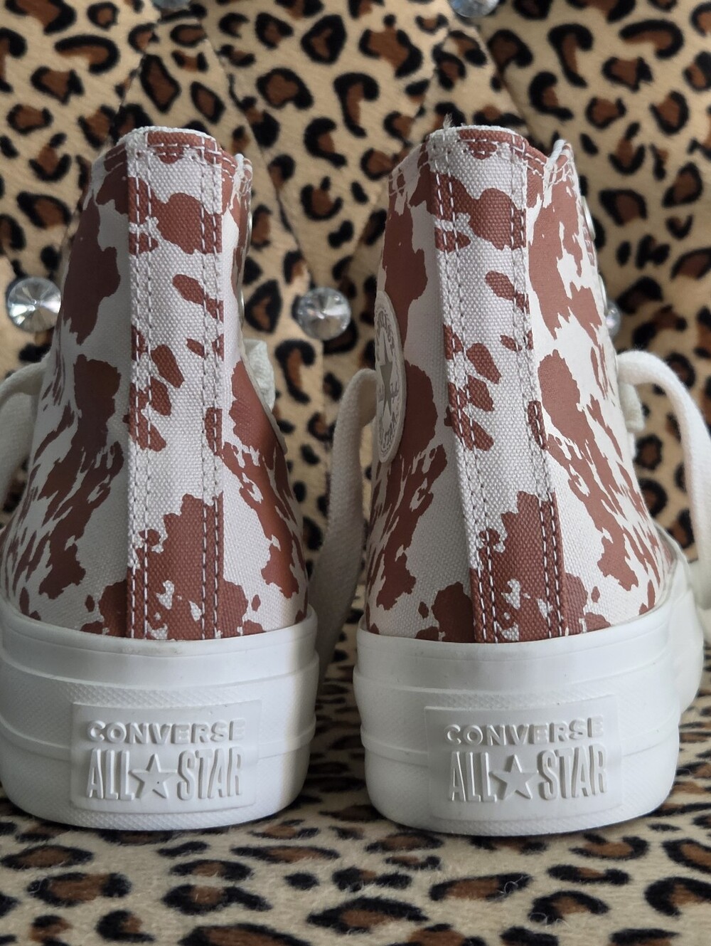 Converse High-Tops in Brown and White Camo